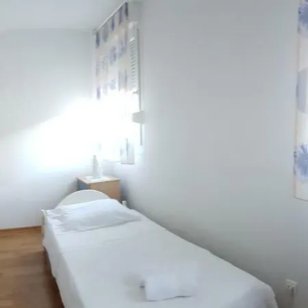 Lavanda Lägenhet